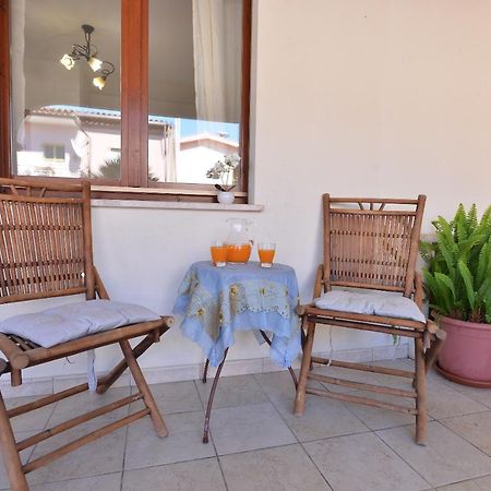 Izzhome Blue Sea Пула Екстериор снимка