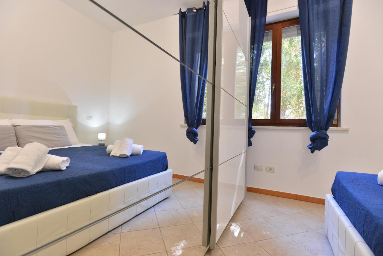 Izzhome Blue Sea Пула Екстериор снимка