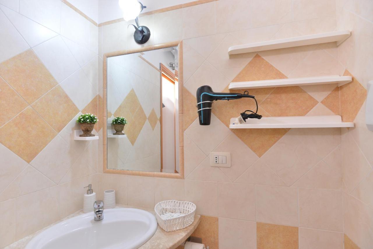 Izzhome Blue Sea Пула Екстериор снимка