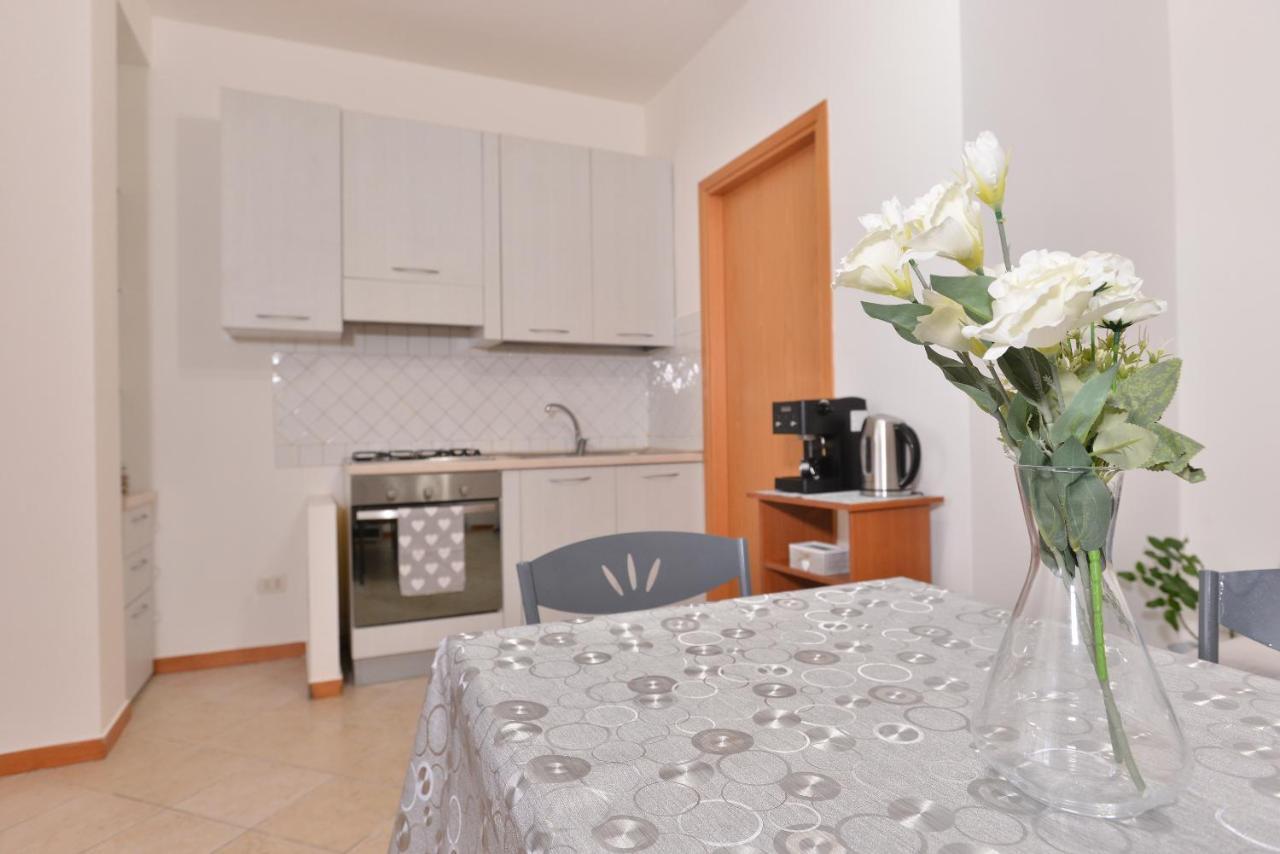 Izzhome Blue Sea Пула Екстериор снимка